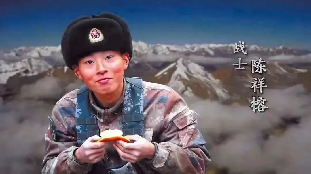 DƬ